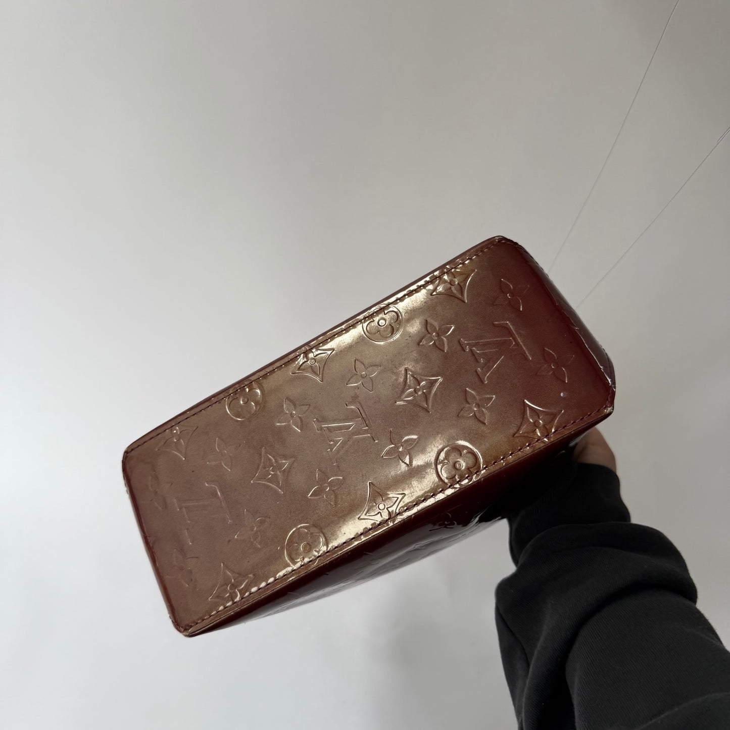 Louis Vuitton Brown Vernis Monogram Reade PM Hand Bag