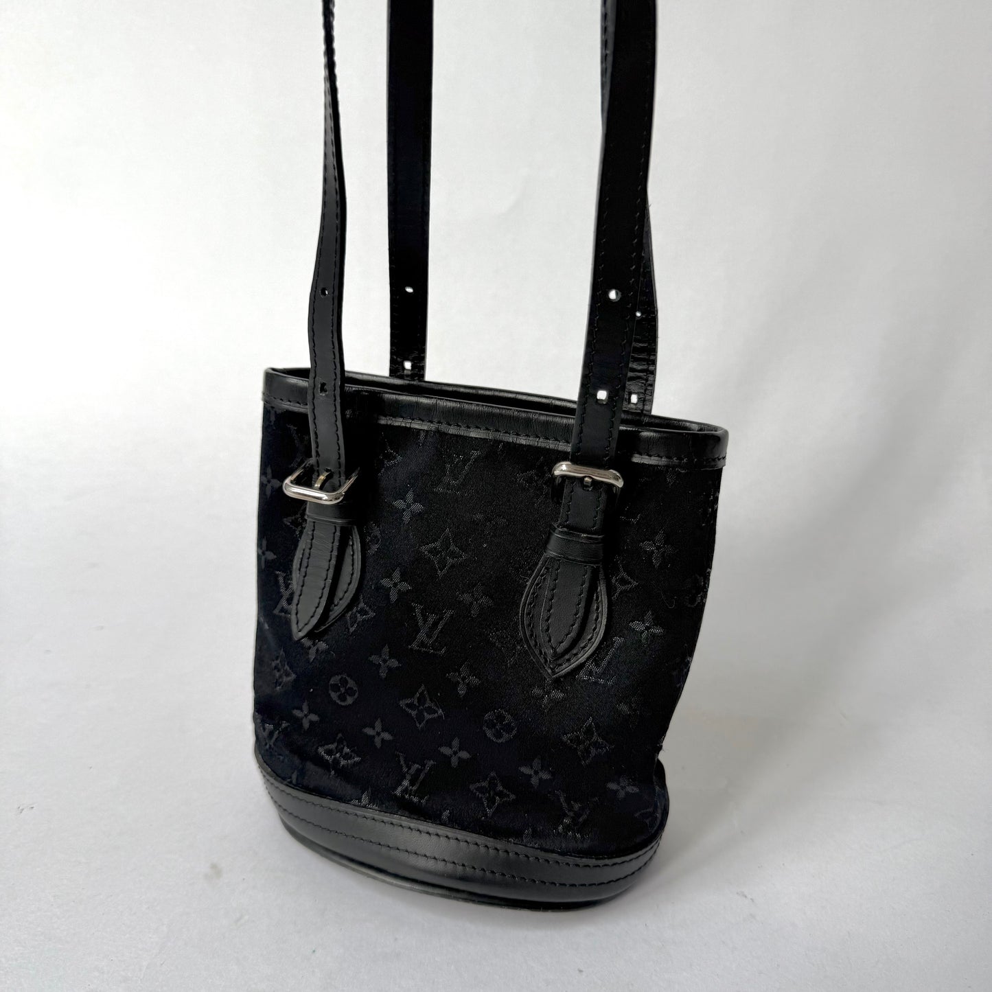 Louis Vuitton Black Monogram Minilin Satin Monogram Minu Bucket Bag
