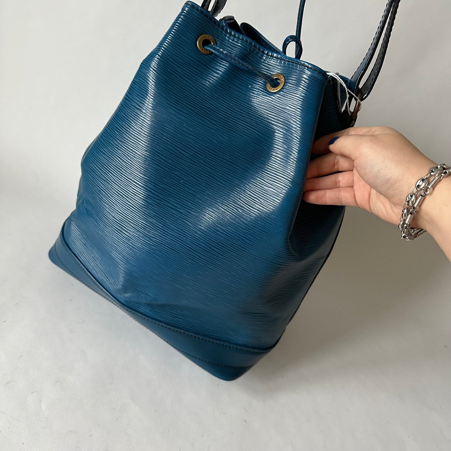 Louis Vuitton Toledo Blue Epi Bucket GM Bag 1990
