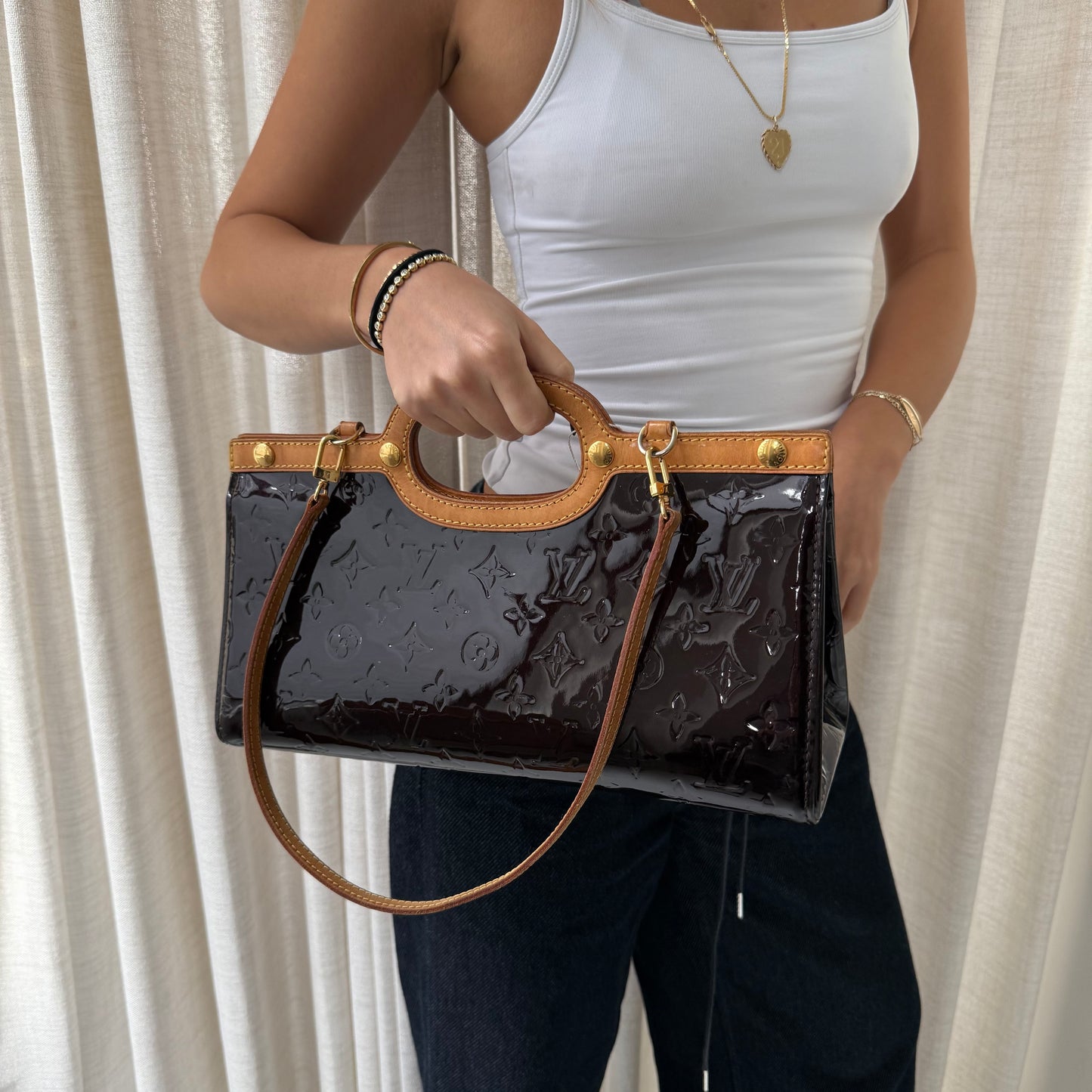 Louis Vuitton Roxbury Vernis Amerante Hand Bag