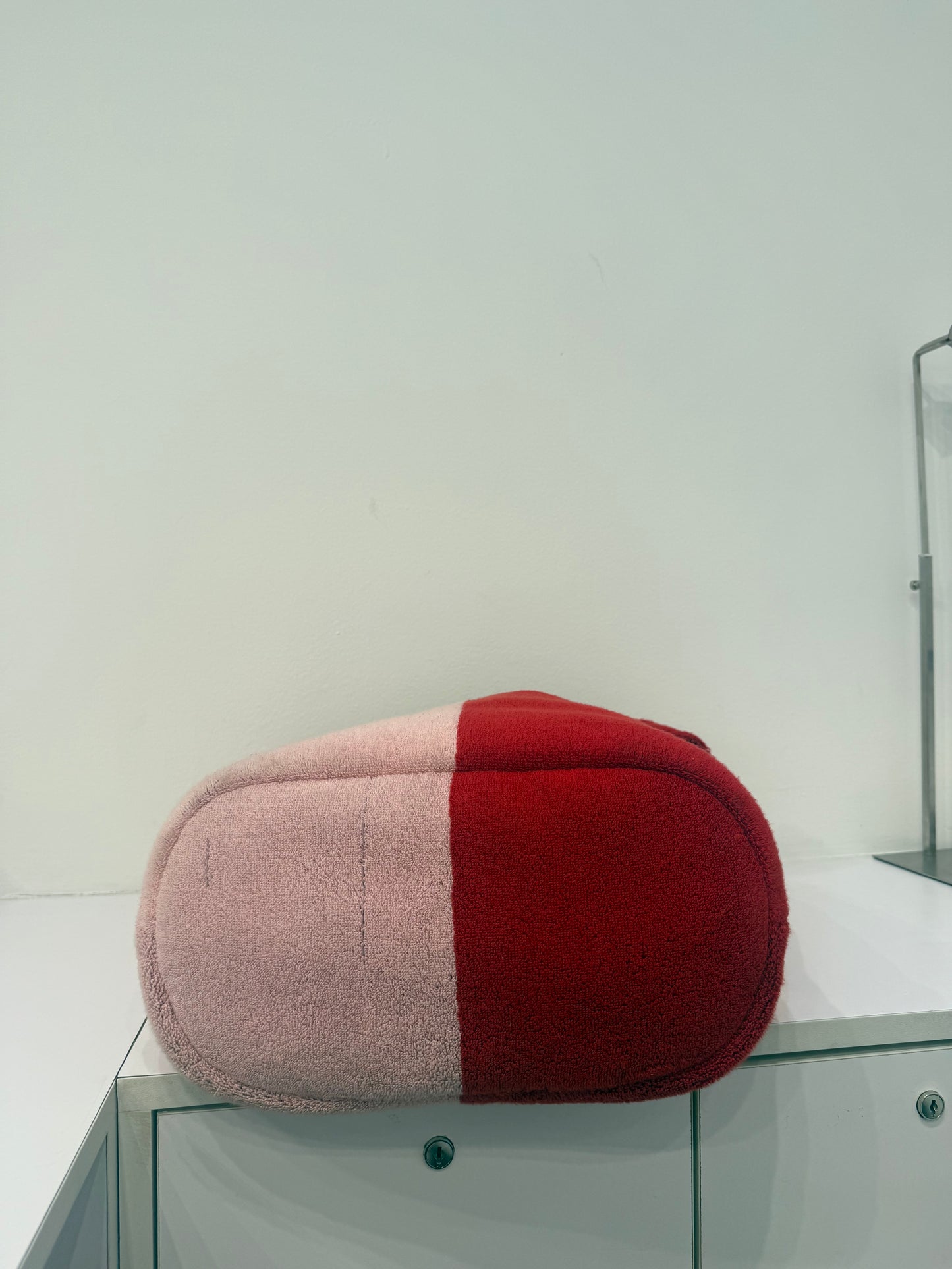RARE Chanel Reversible Singapore Exclusive Red & Pink Terry Cotton Beach Bag w/ Detachable Pouch