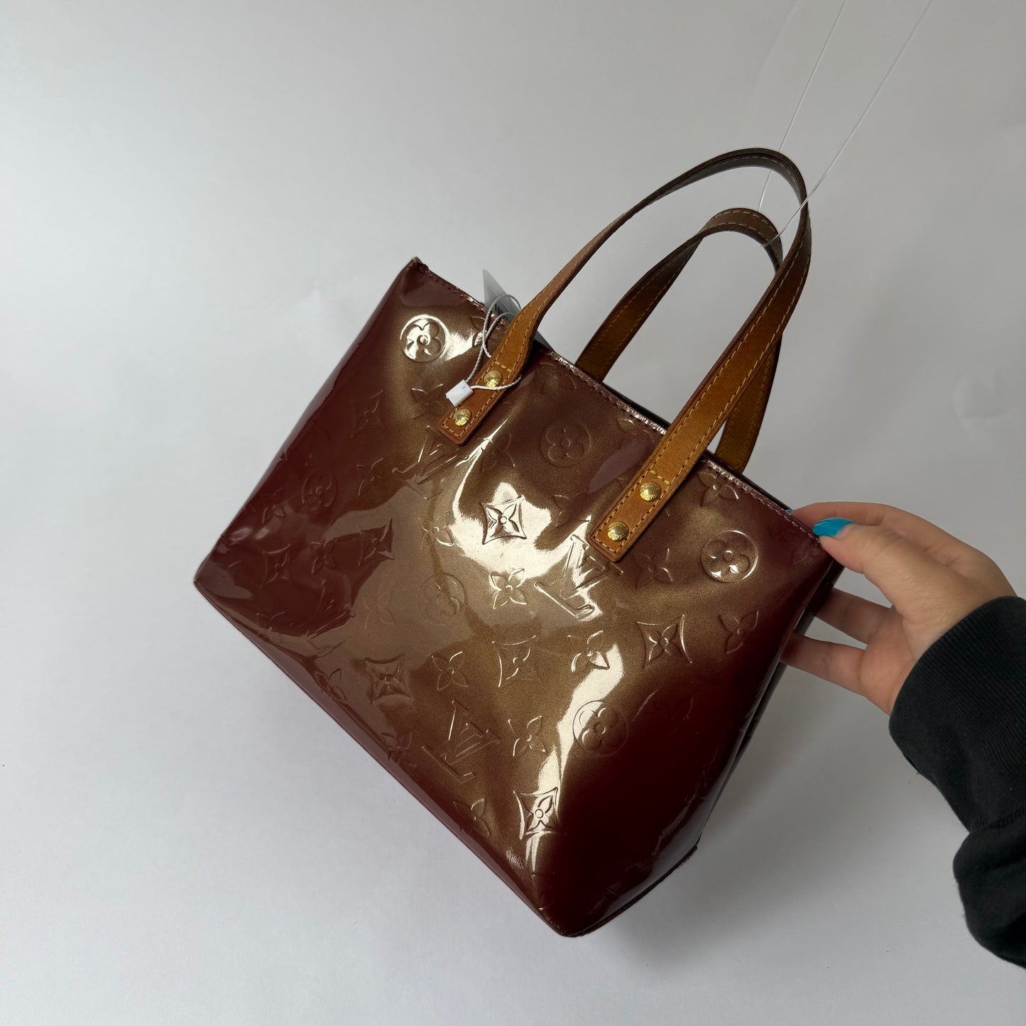 Louis Vuitton Brown Vernis Monogram Reade PM Hand Bag