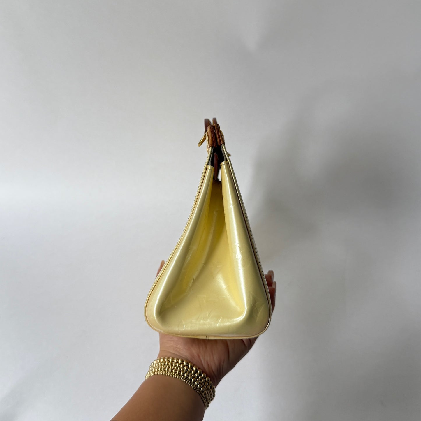 Louis Vuitton Yellow Vernis Roxbury Hand Bag