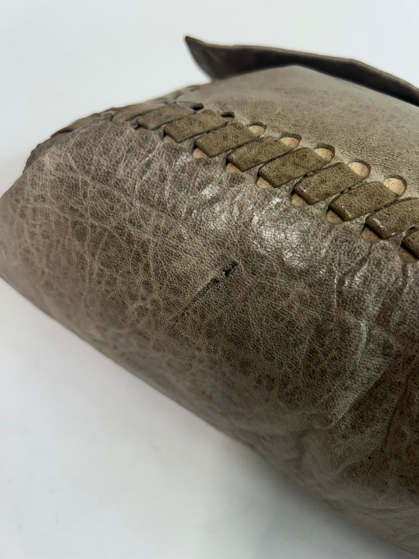 Fendi Beige Leather Maxi Whipstitch Large Baguette Shoulder Bag
