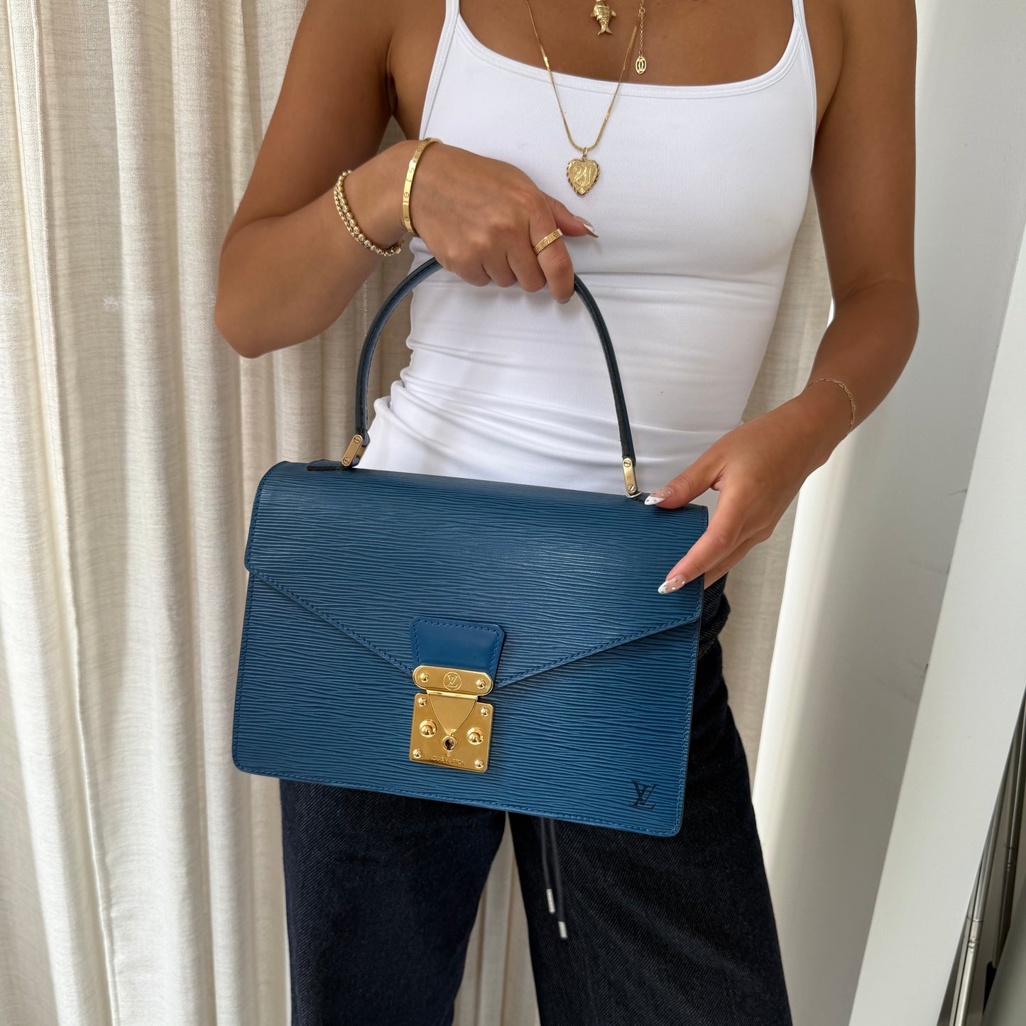 Louis Vuitton Blue Epi Leather Concorde Hand Bag