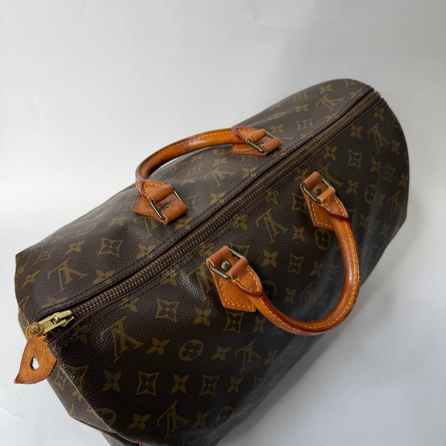Louis Vuitton Classic Monogram Large Speedy 40 Boston Bag