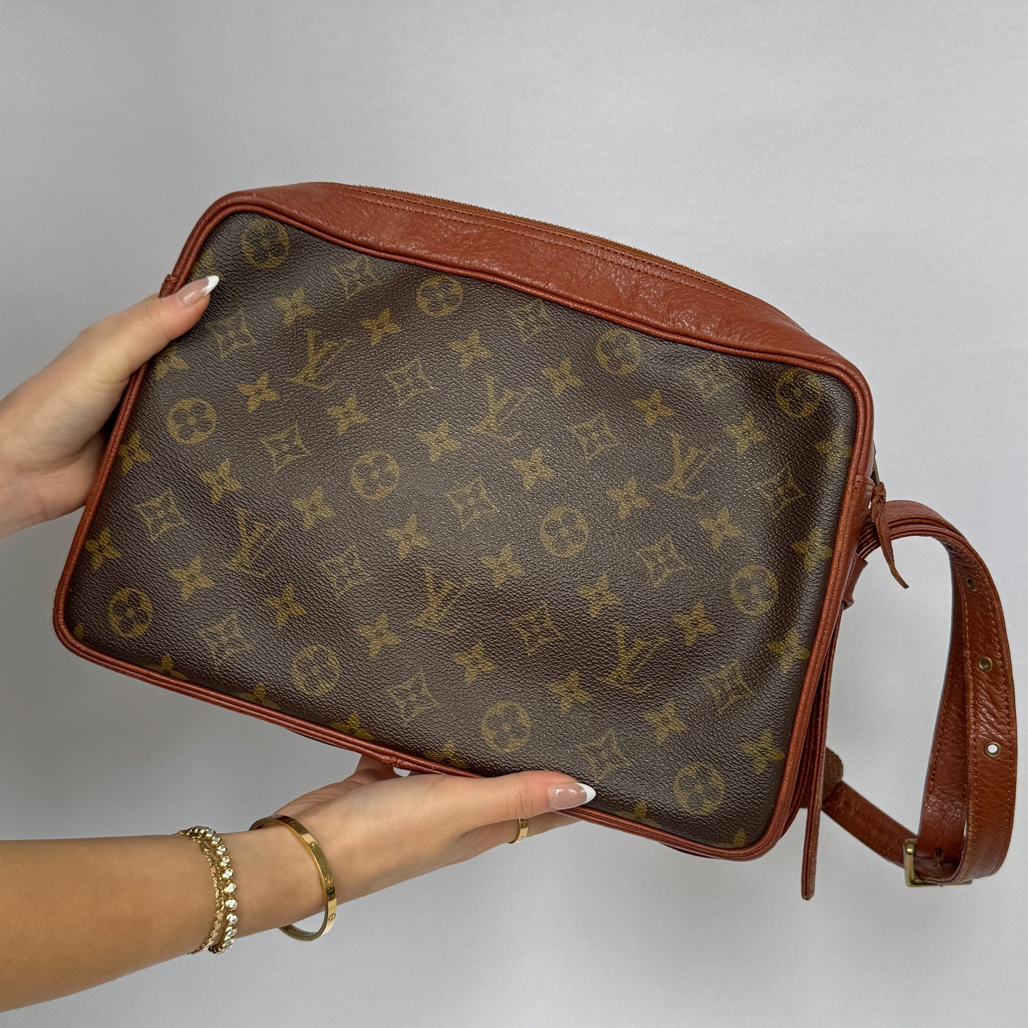 Louis Vuitton Vintage Sac Bandouliere Crossbody Bag