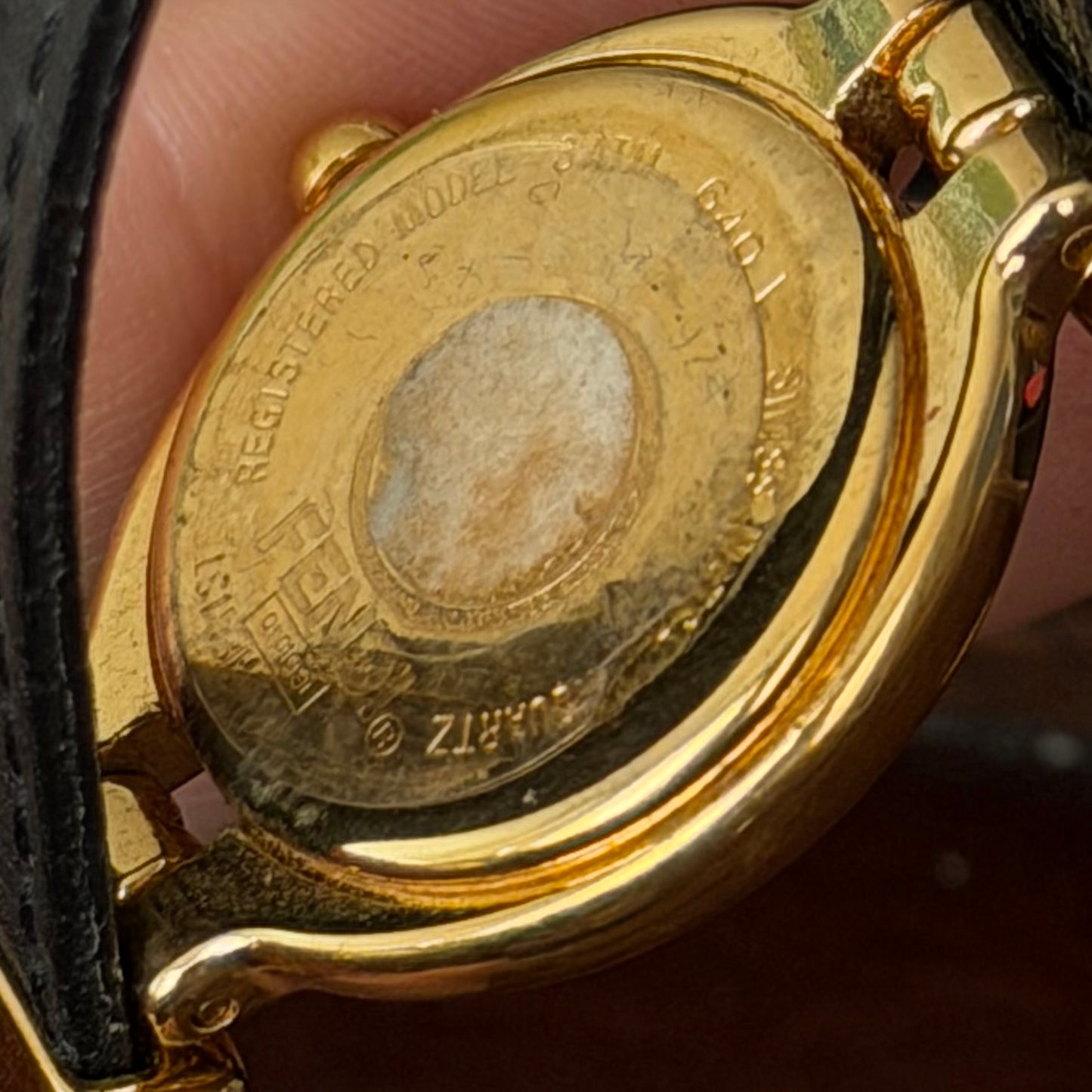 Fendi Mother Of Pearl 18k GP Watch w/ 5 Interchangeable Lizard Embossed Leather Straps