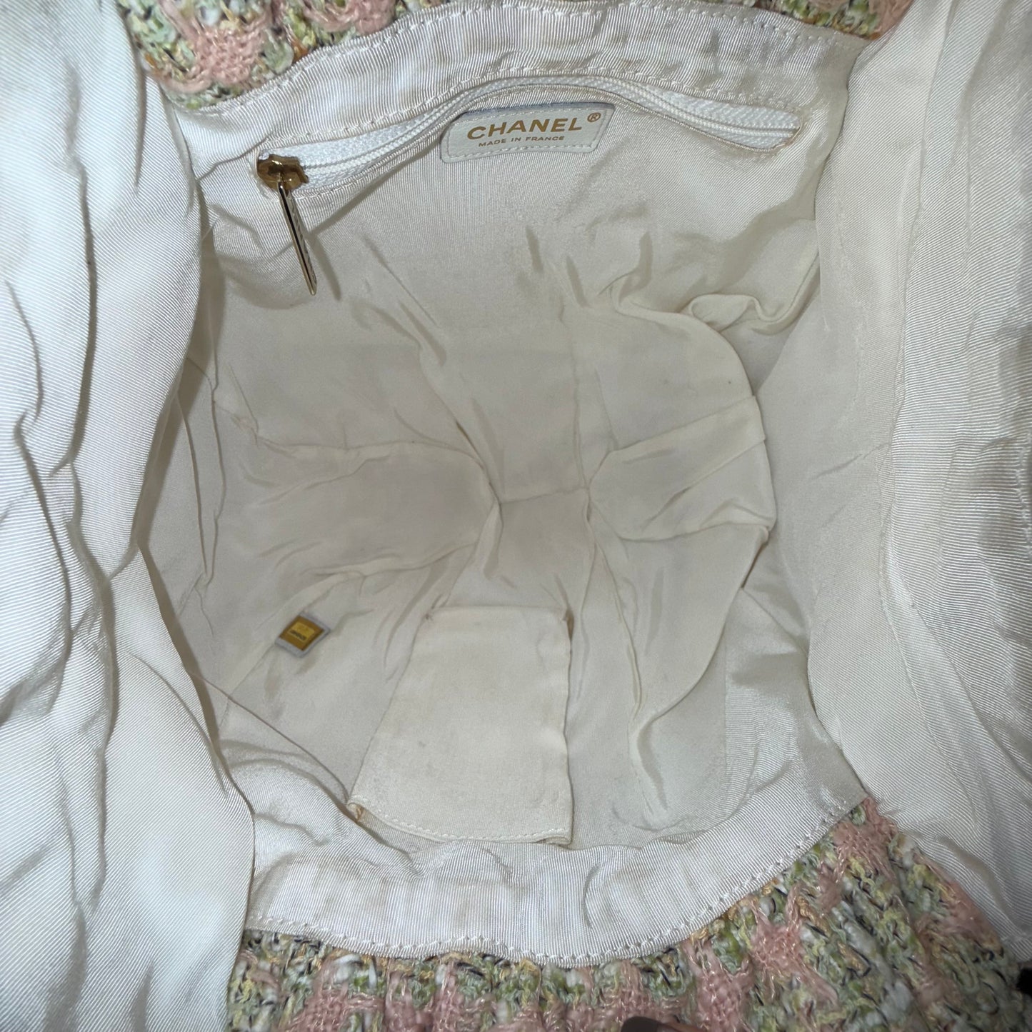 Chanel 2005 Pink Tweed Boucle Knitting Top Handle Bag