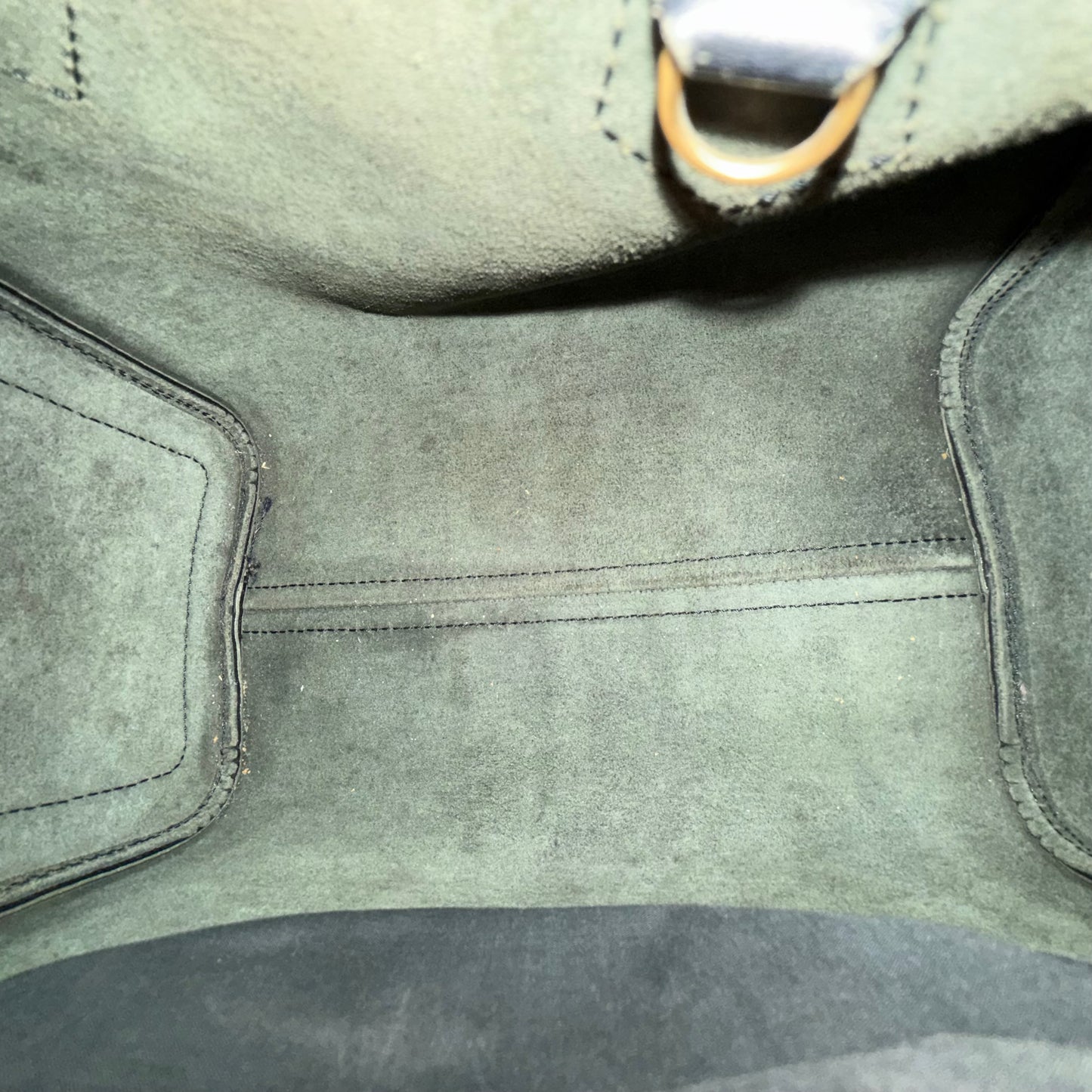 Louis Vuitton Black Epi Leather Speedy 25 Boston Bag