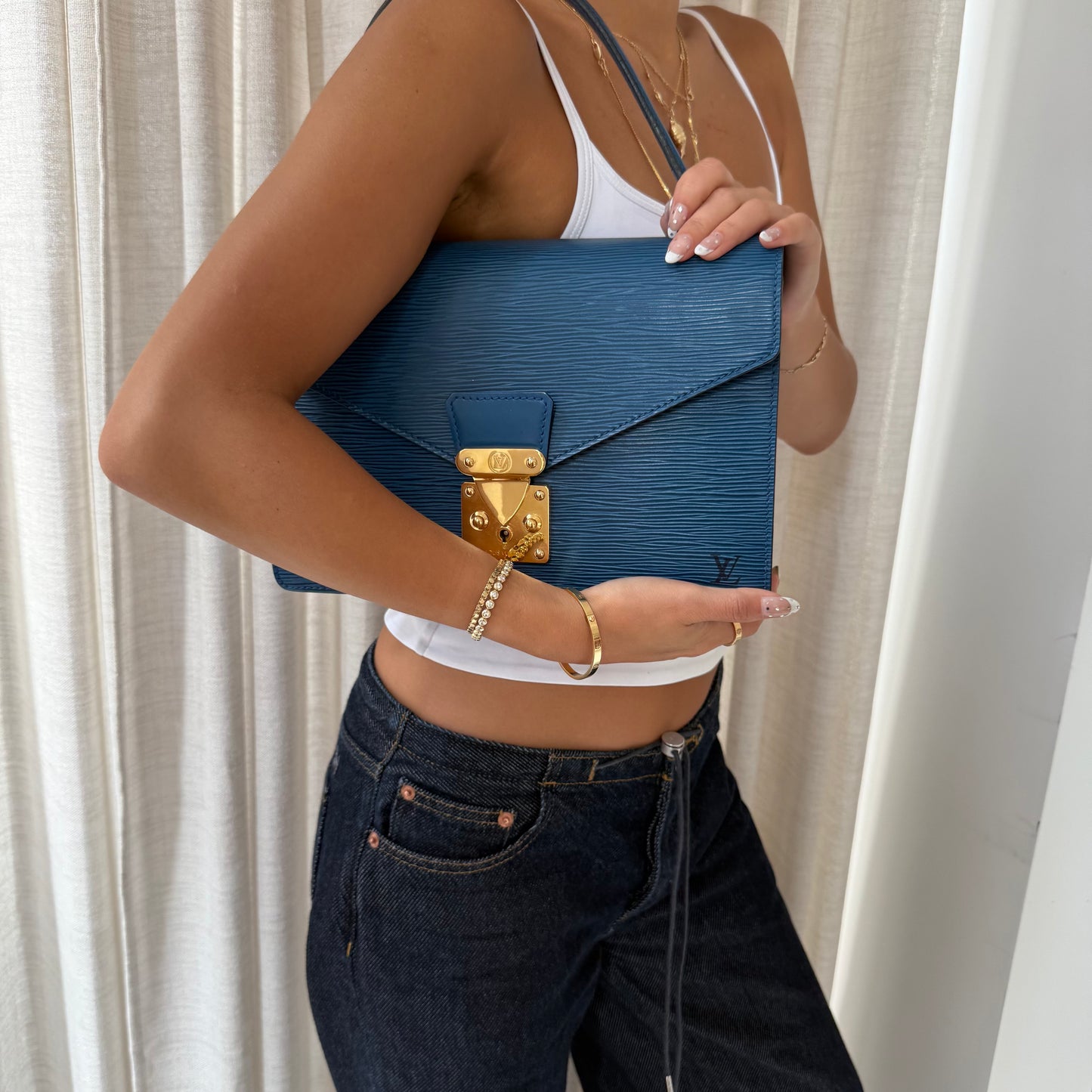 Louis Vuitton Blue Epi Leather Concorde Hand Bag