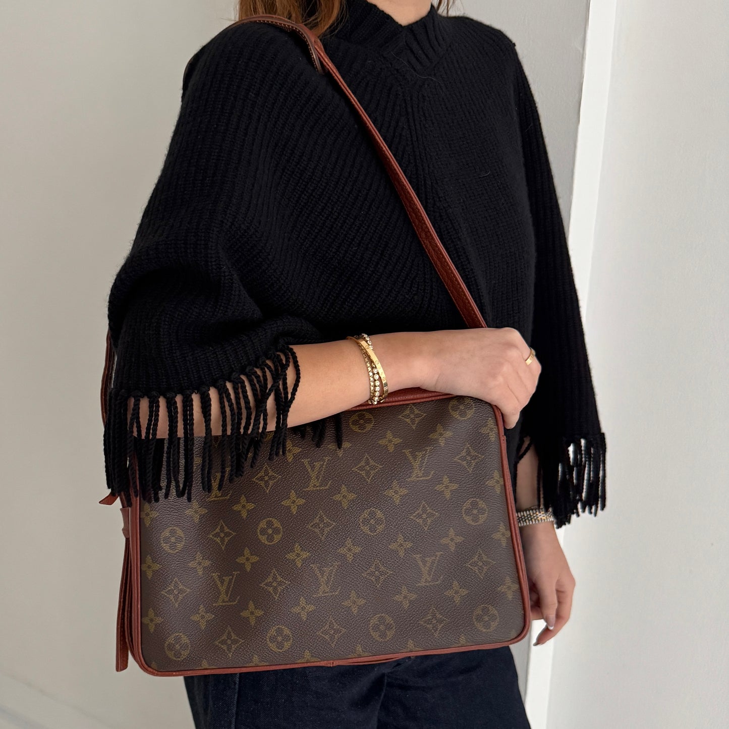 Louis Vuitton Vintage Sac Bandouliere Crossbody Bag
