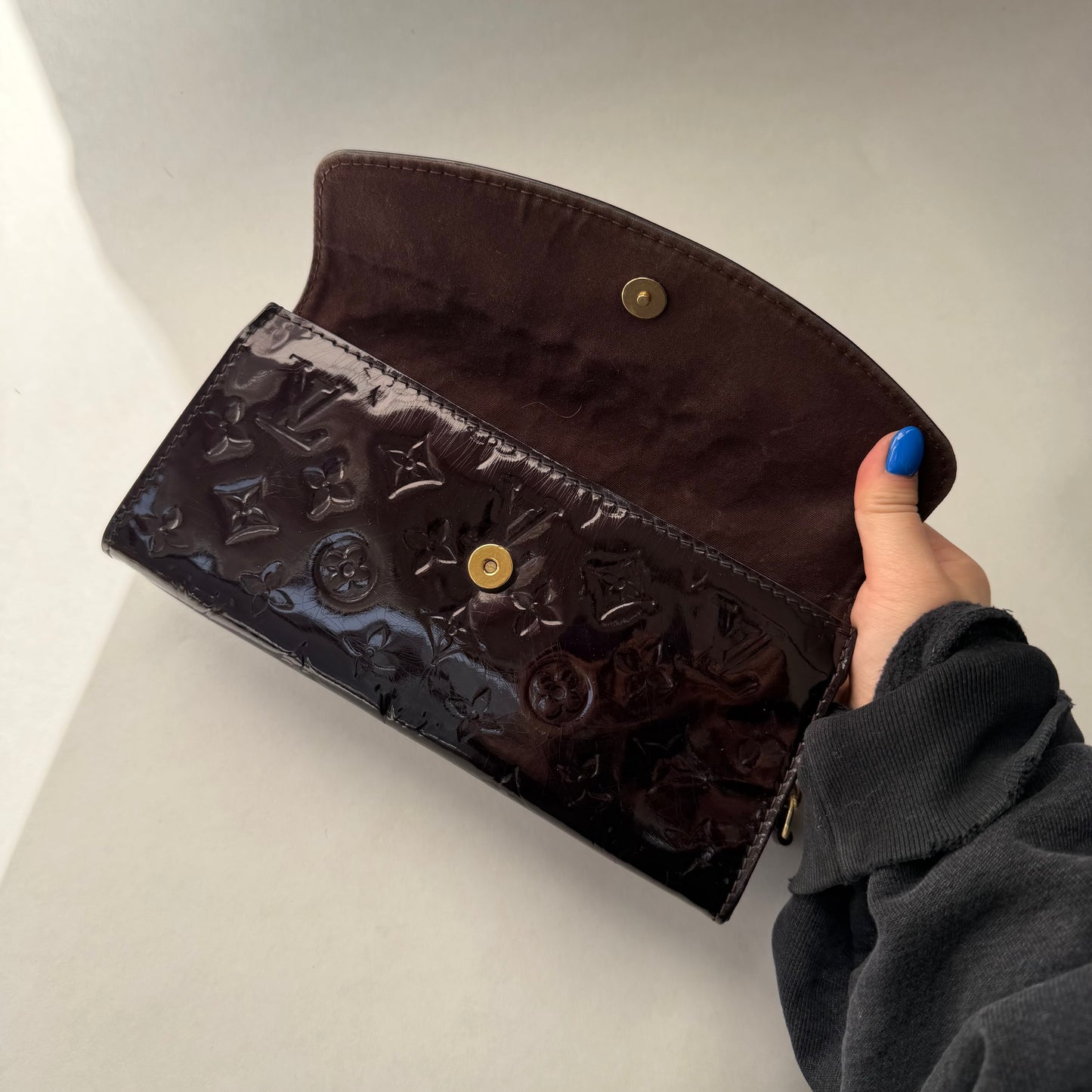 Louis Vuitton Amarante Vernis Monogram Sunset Boulevard Pochette