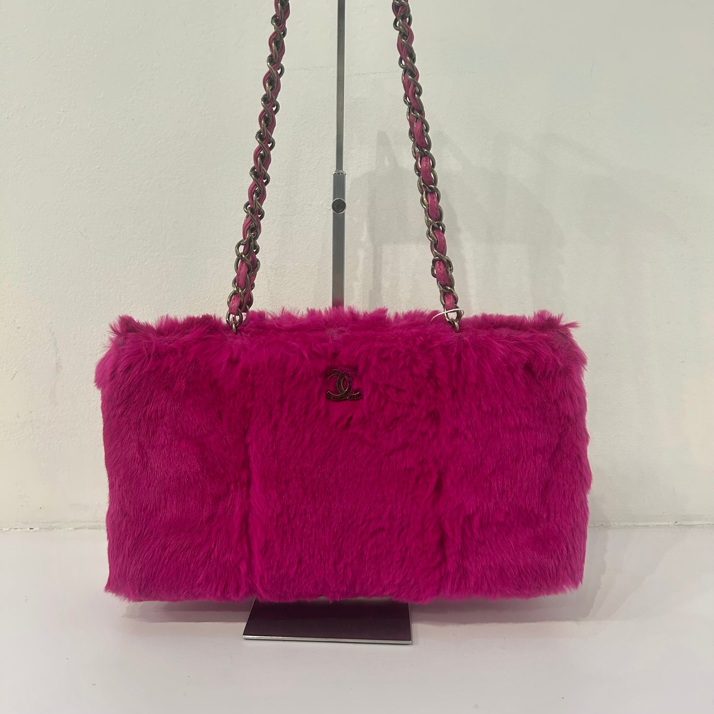 Chanel 2000 Pink Fur Shoulder Tote Bag