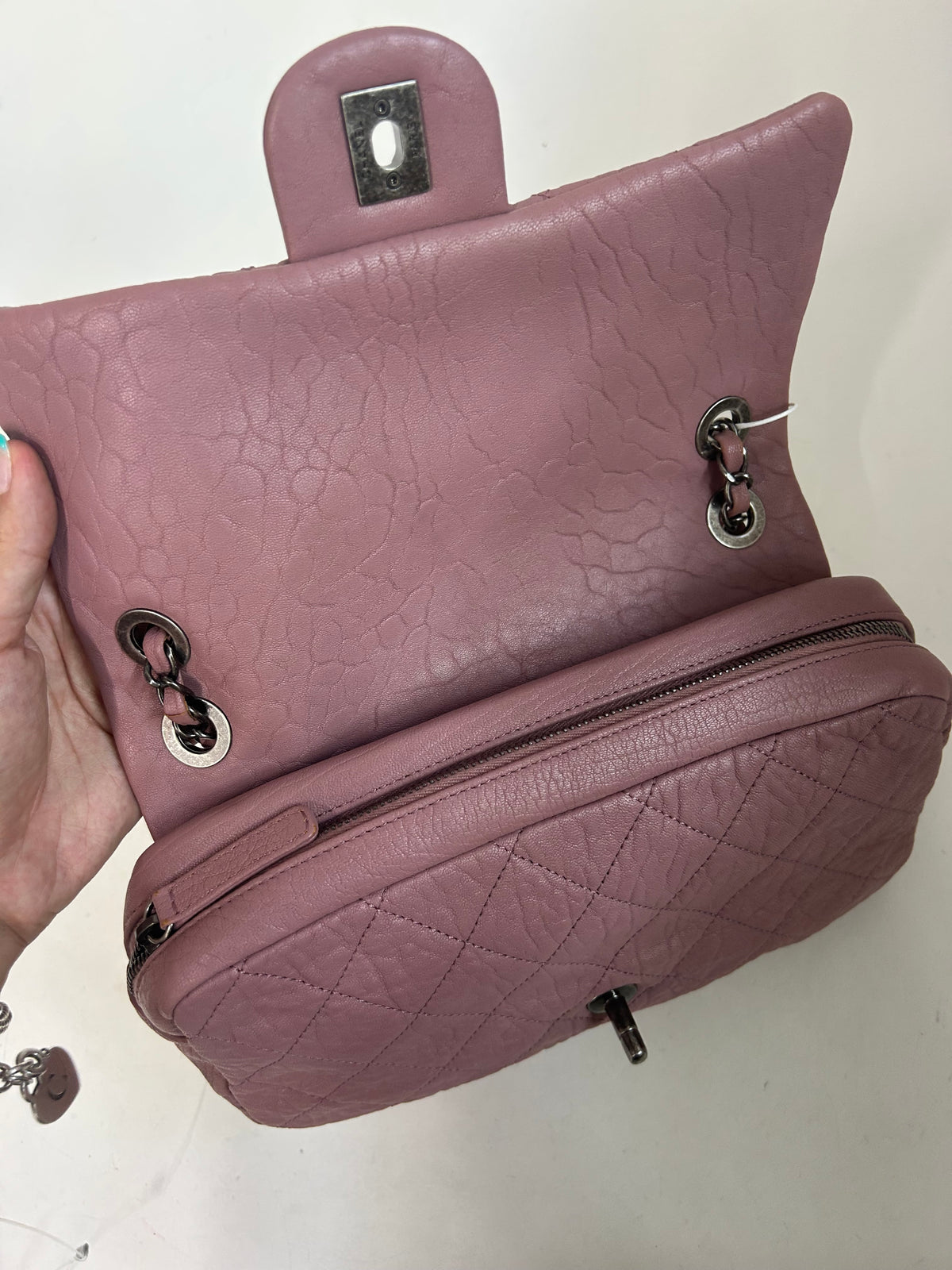 Chanel Matelasse Chain Shoulder Bag Leather Pink