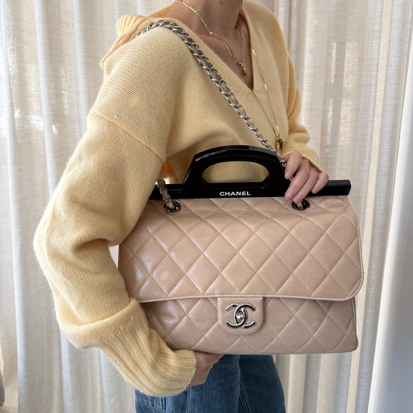 Chanel 2014 Beige Lambskin Quilted Acrylic Handle Delivery Flap