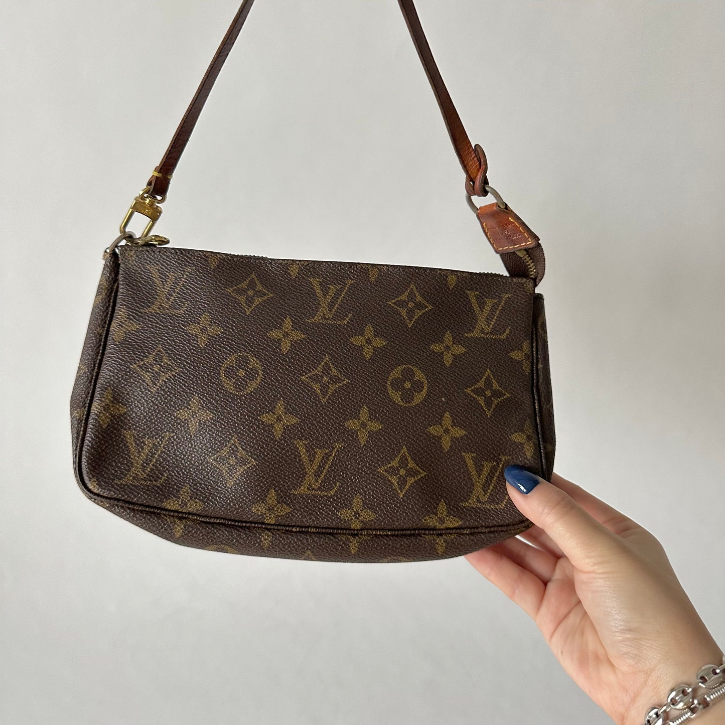 Louis Vuitton Brown Monogram Classic Pochette Accessories Bag