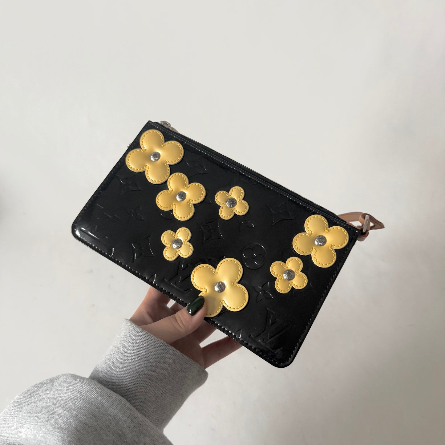 Louis Vuitton Black Vernis Lexington Fleurs Pochette