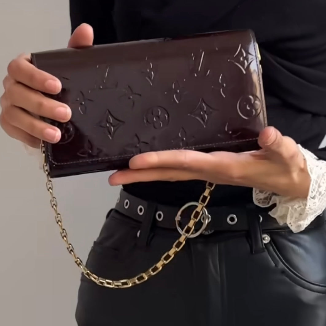 Louis Vuitton Vernis Amarante Sarah Chain Wallet Bag