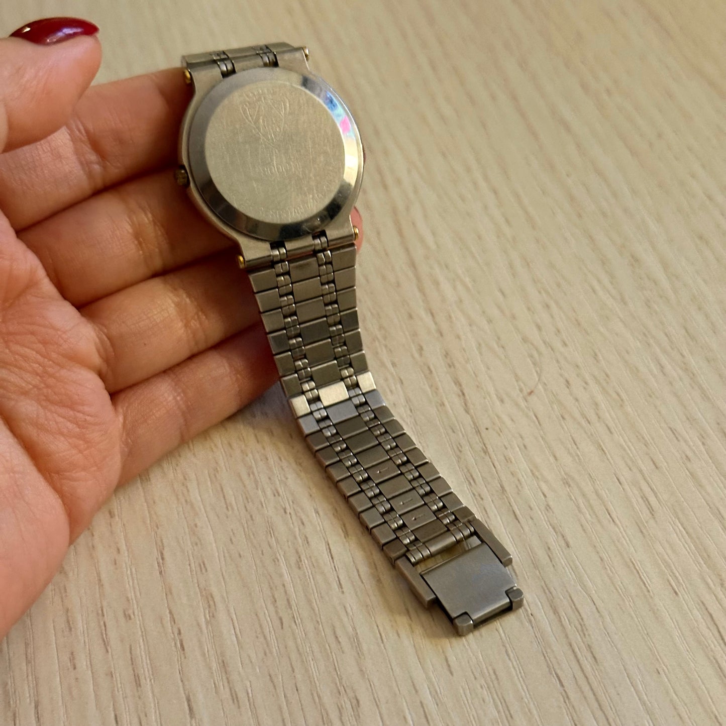 Gucci 32mm Two-Tone Gold Dial Date Watch