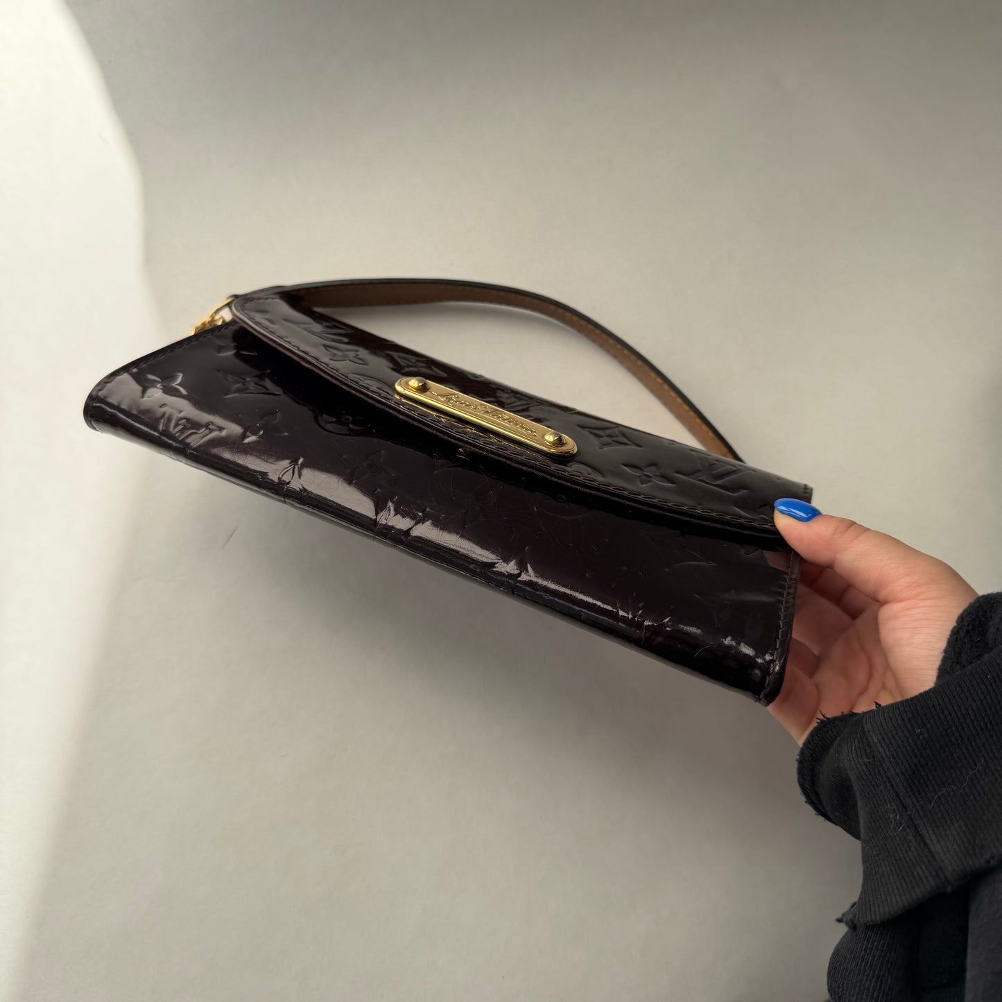 Louis Vuitton Amarante Vernis Monogram Sunset Boulevard Pochette