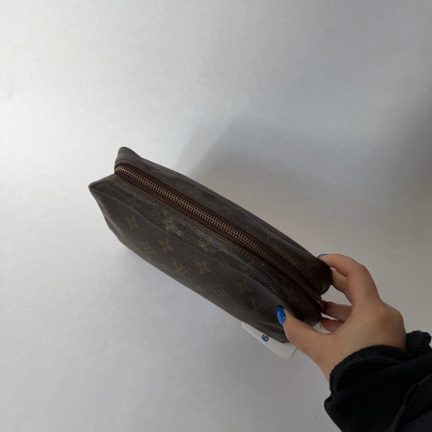 Louis Vuitton Trousse 23 Toiletry Pouch