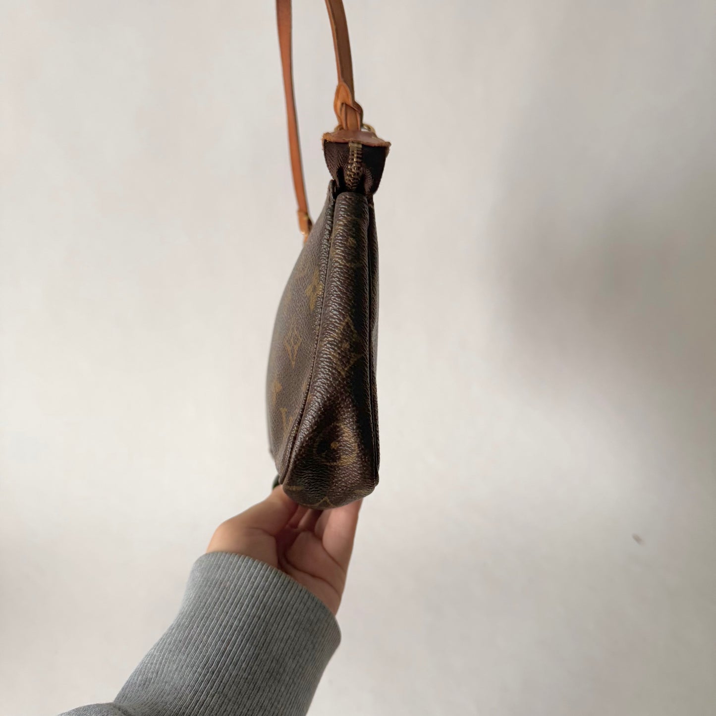 Louis Vuitton Brown Monogram Classic Pochette Accessories Shoulder Bag