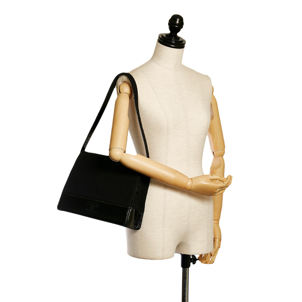 Chanel Black Patent Leather Shoulder Bag
