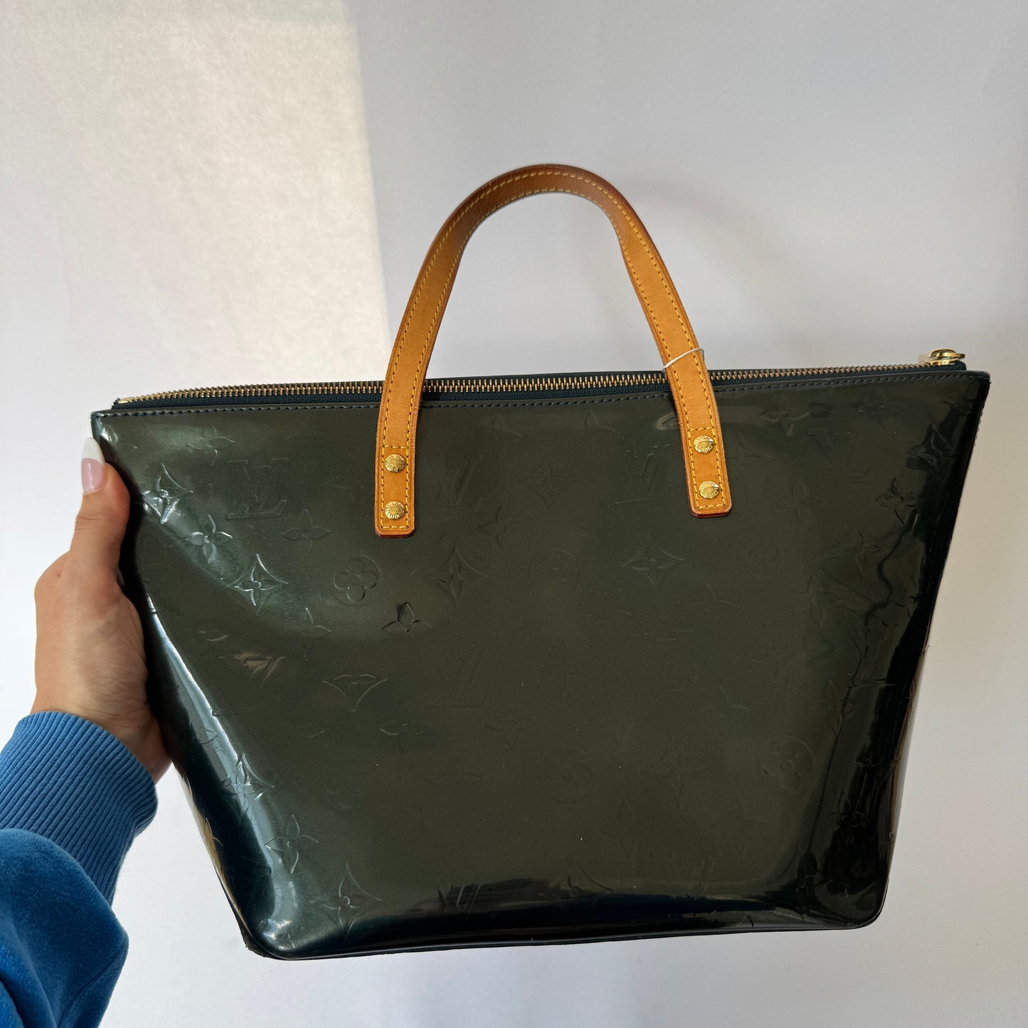 Louis Vuitton Vernis Monogram Bellevue PM Hand Bag