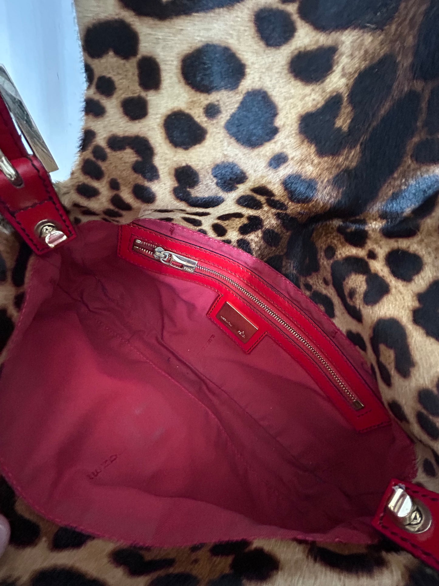RARE Fendi Brown & Red Ponyhair & Leather Cheetah Printed Baguette Shoulder Bag GHW