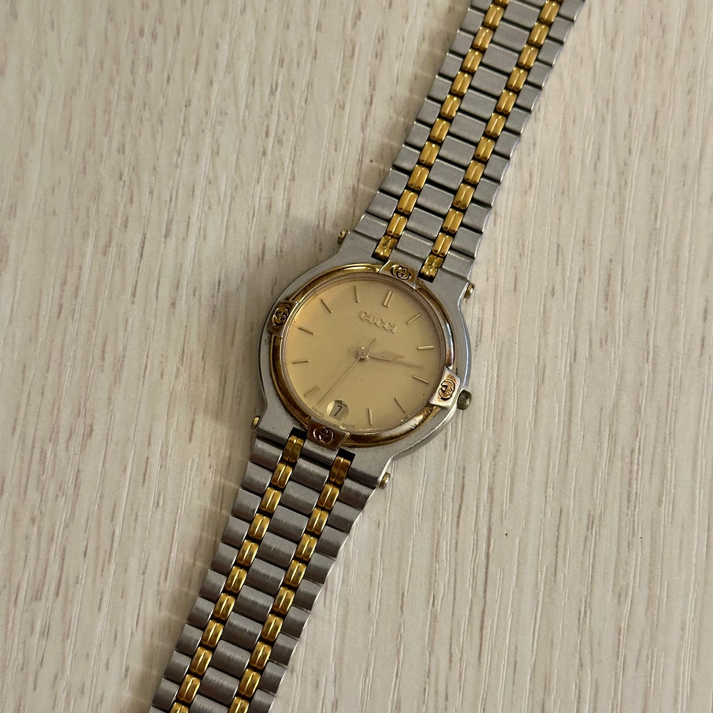 Gucci 32mm Two-Tone Gold Dial Date Watch