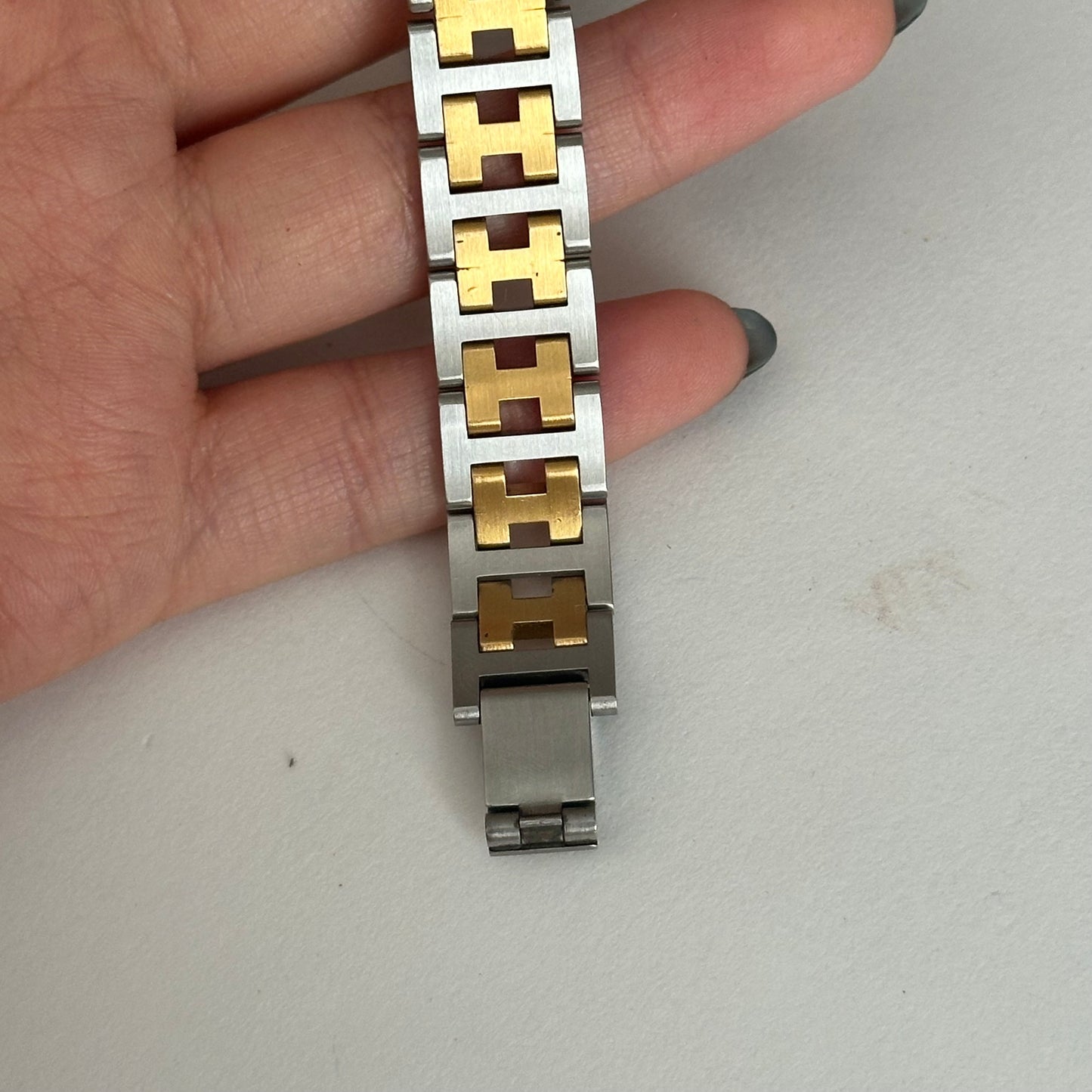 Hermes Dainty 24mm White Dial Clipper Two Tone Date Window Watch