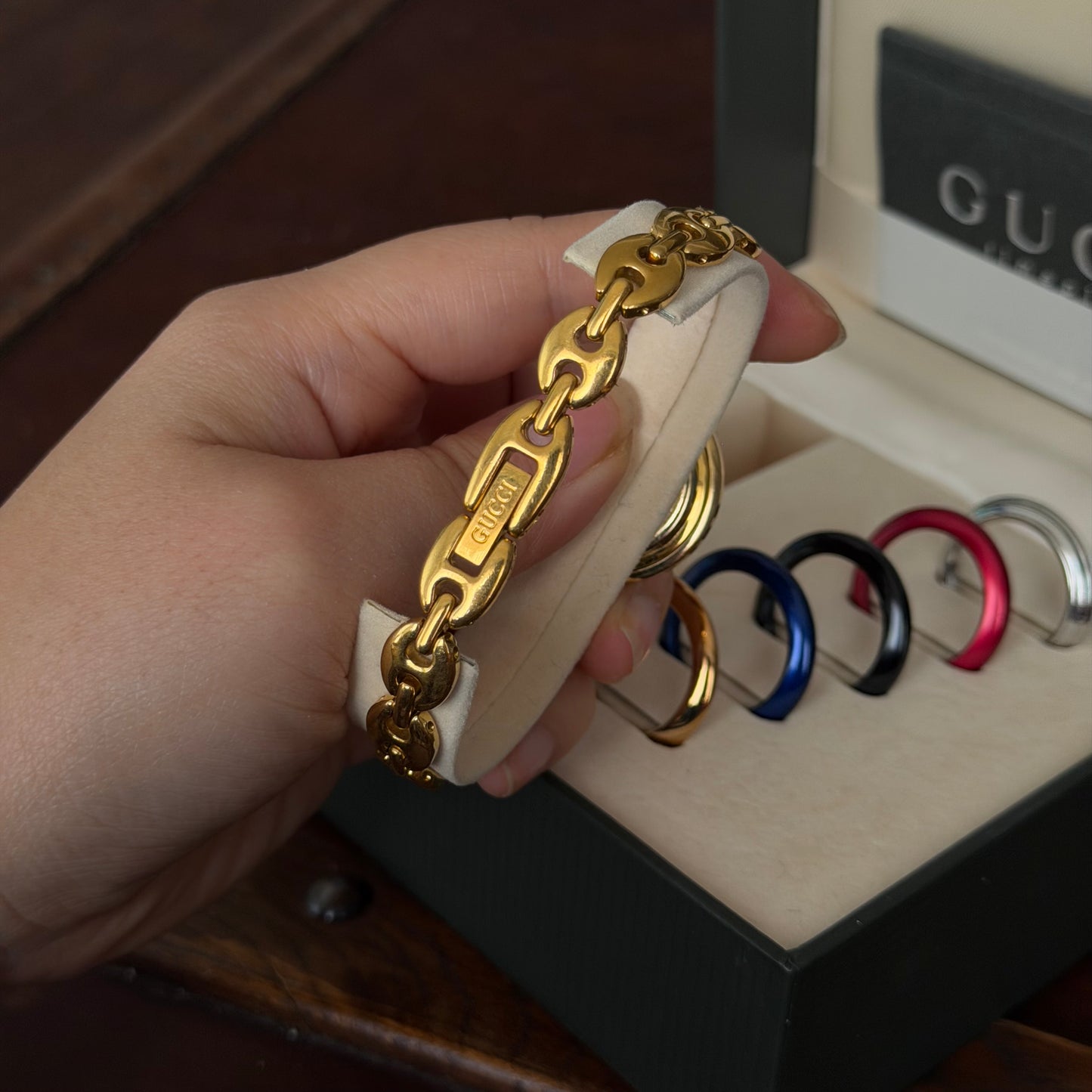 Gucci Gold Mariner Link White Dial Bezel Watch