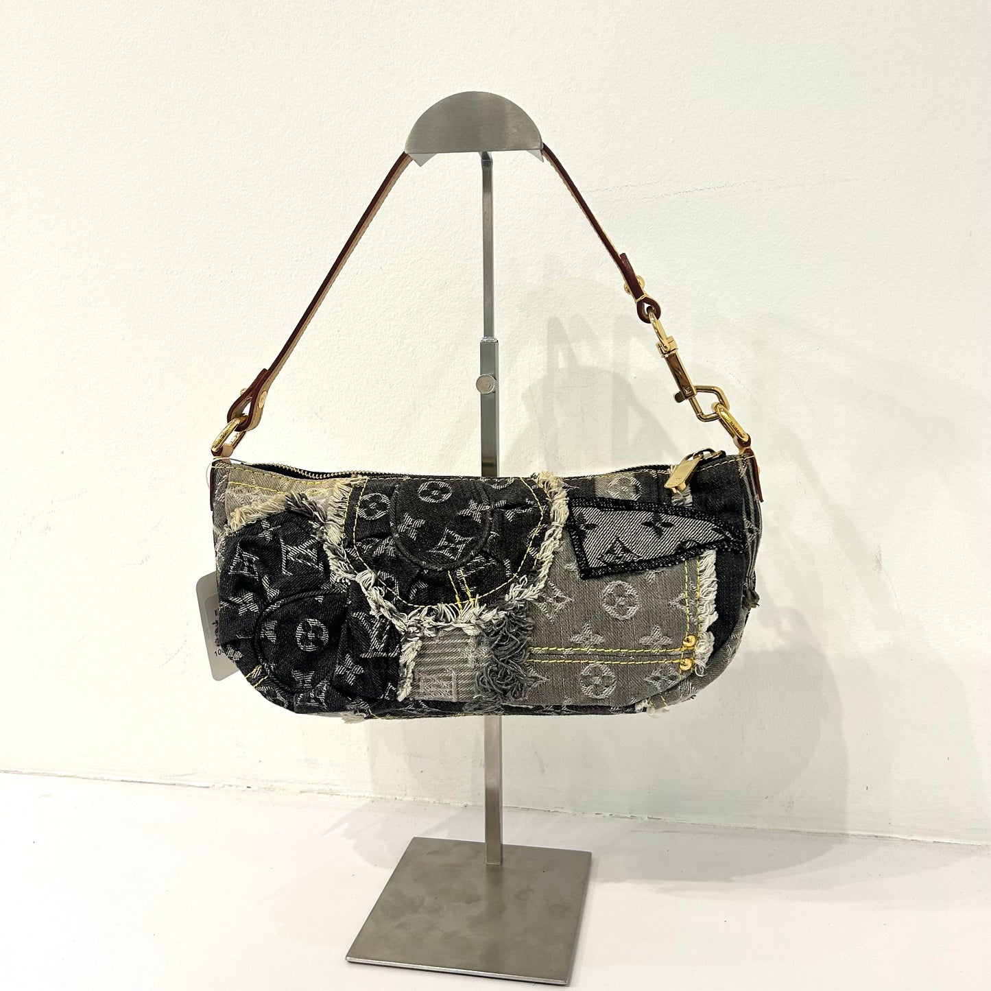 Louis Vuitton Black Monogram  Multicolored Denim Patchwork Pochette Pouchy Bag