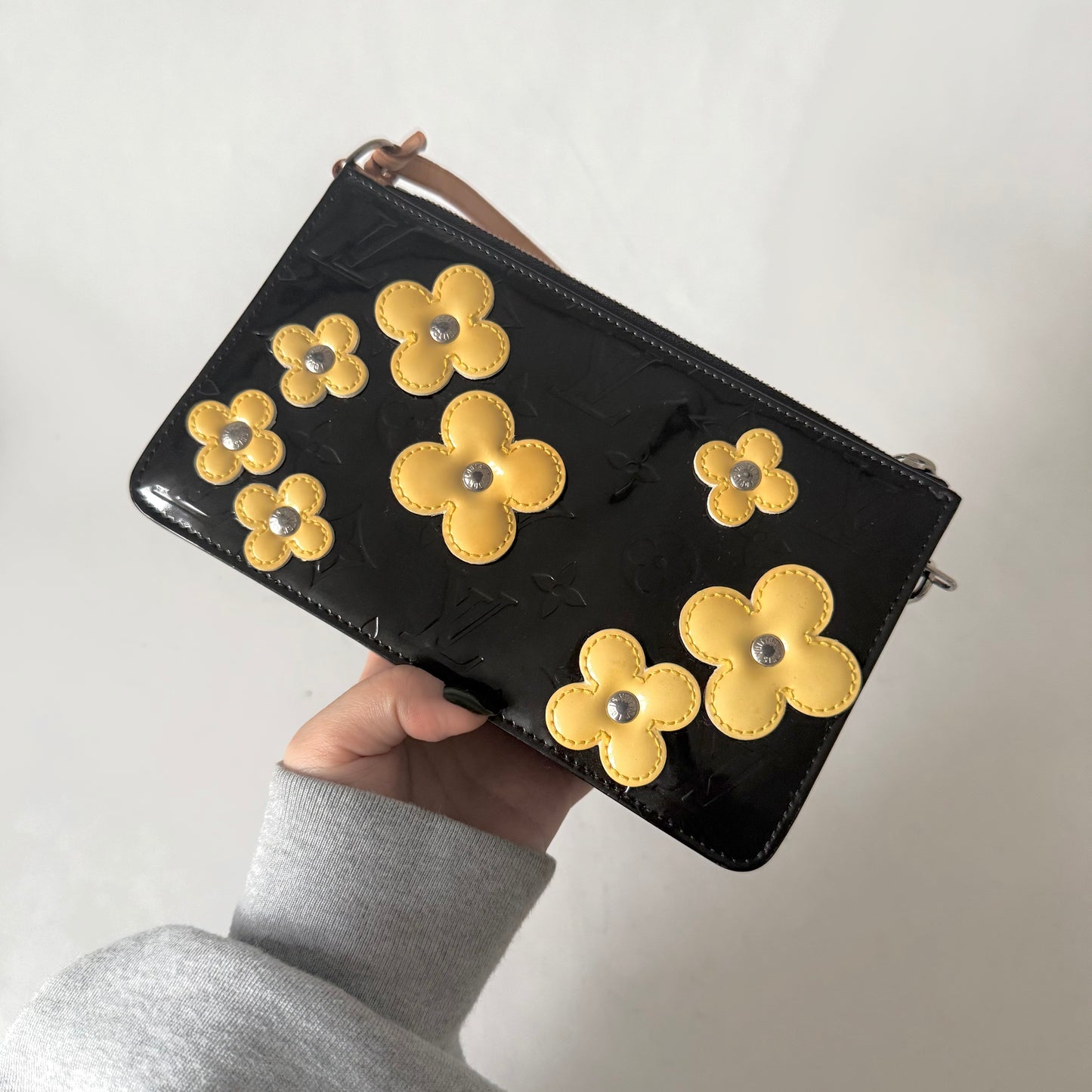 Louis Vuitton Black Vernis Lexington Fleurs Pochette