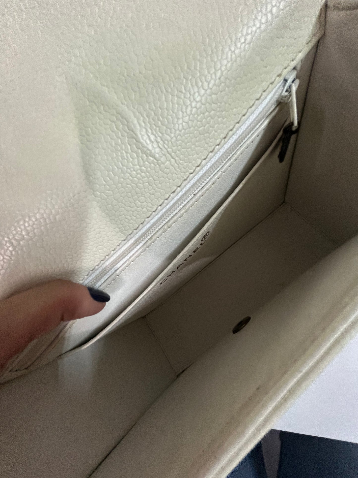 Chanel White Caviar Turnlock Shoulder Bag