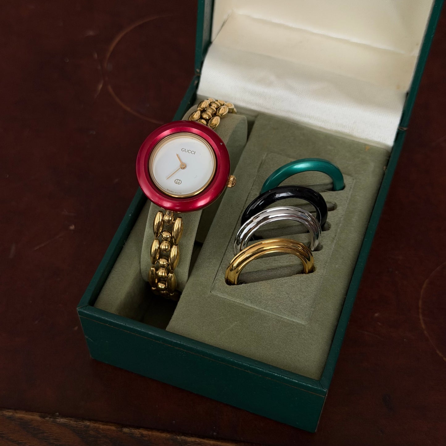 Gucci Gold Rice Link White Dial Bezel Watch w/ 5 Bezels