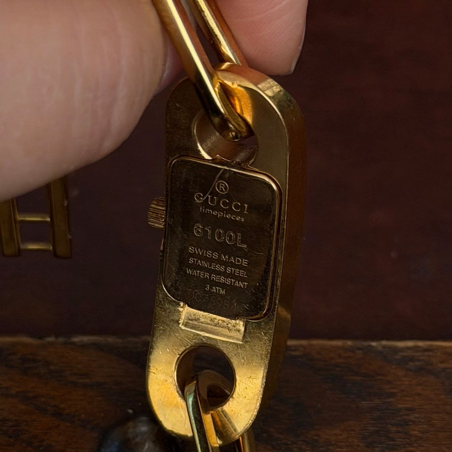 Gucci Gold Chunky Chain Bracelet Gold Dial Watch