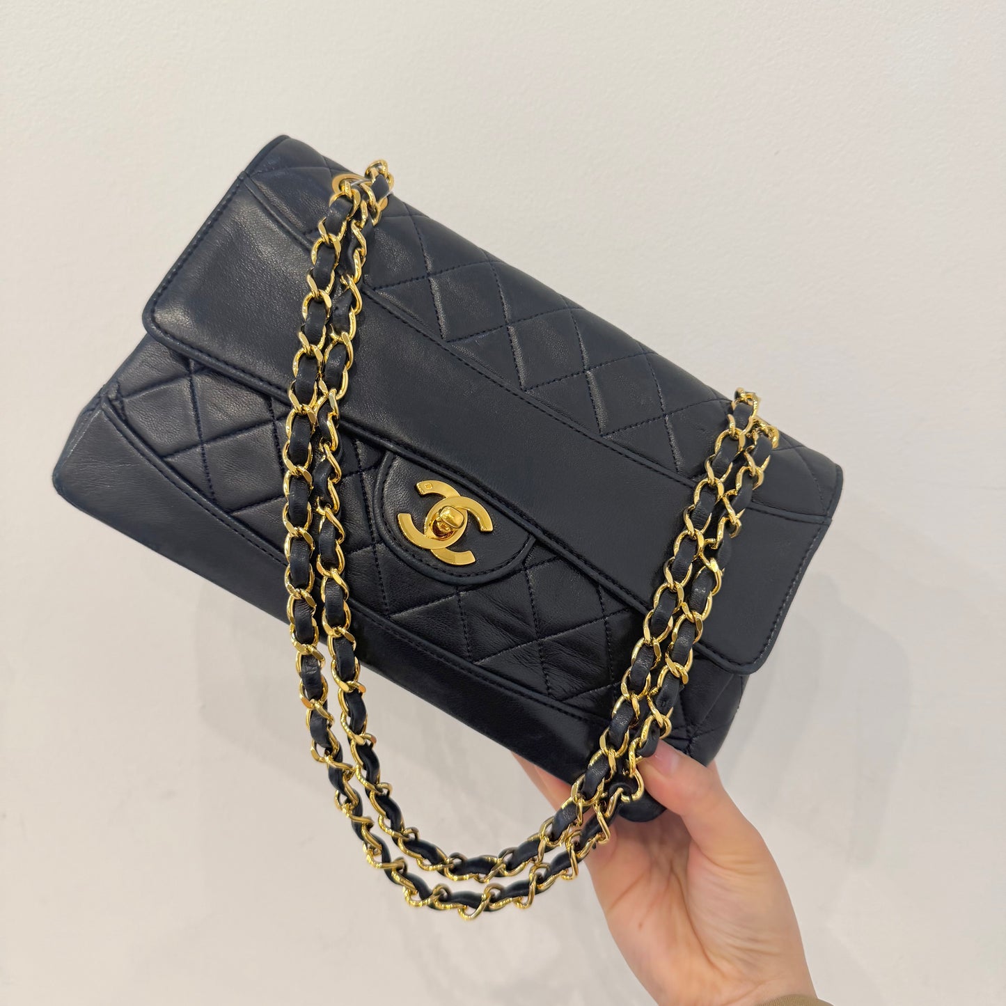 Chanel 1989 Navy Black Lambskin Leather Double Chain Matelasse Diana Flap Bag w/ Wallet