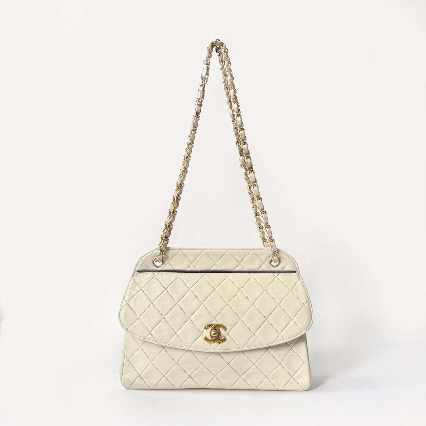 Chanel 24k GPHW White Lambskin Quilted Front Flap Chain Shoulder Bag