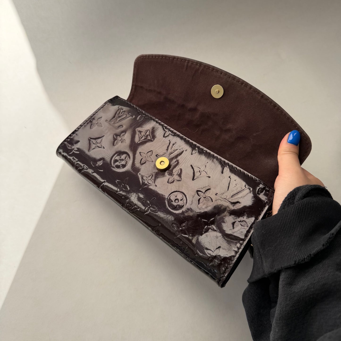 Louis Vuitton Amarante Vernis Monogram Sunset Boulevard Pochette