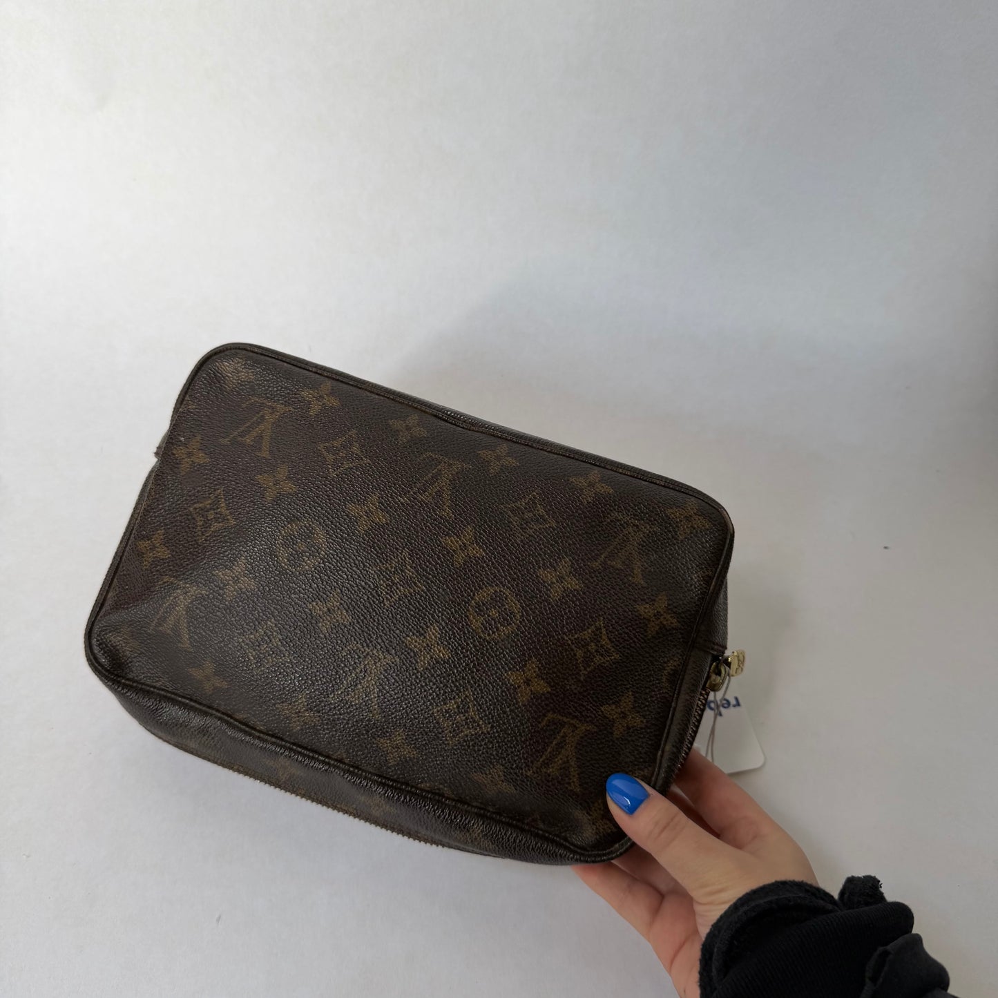 Louis Vuitton Trousse 23 Toiletry Pouch