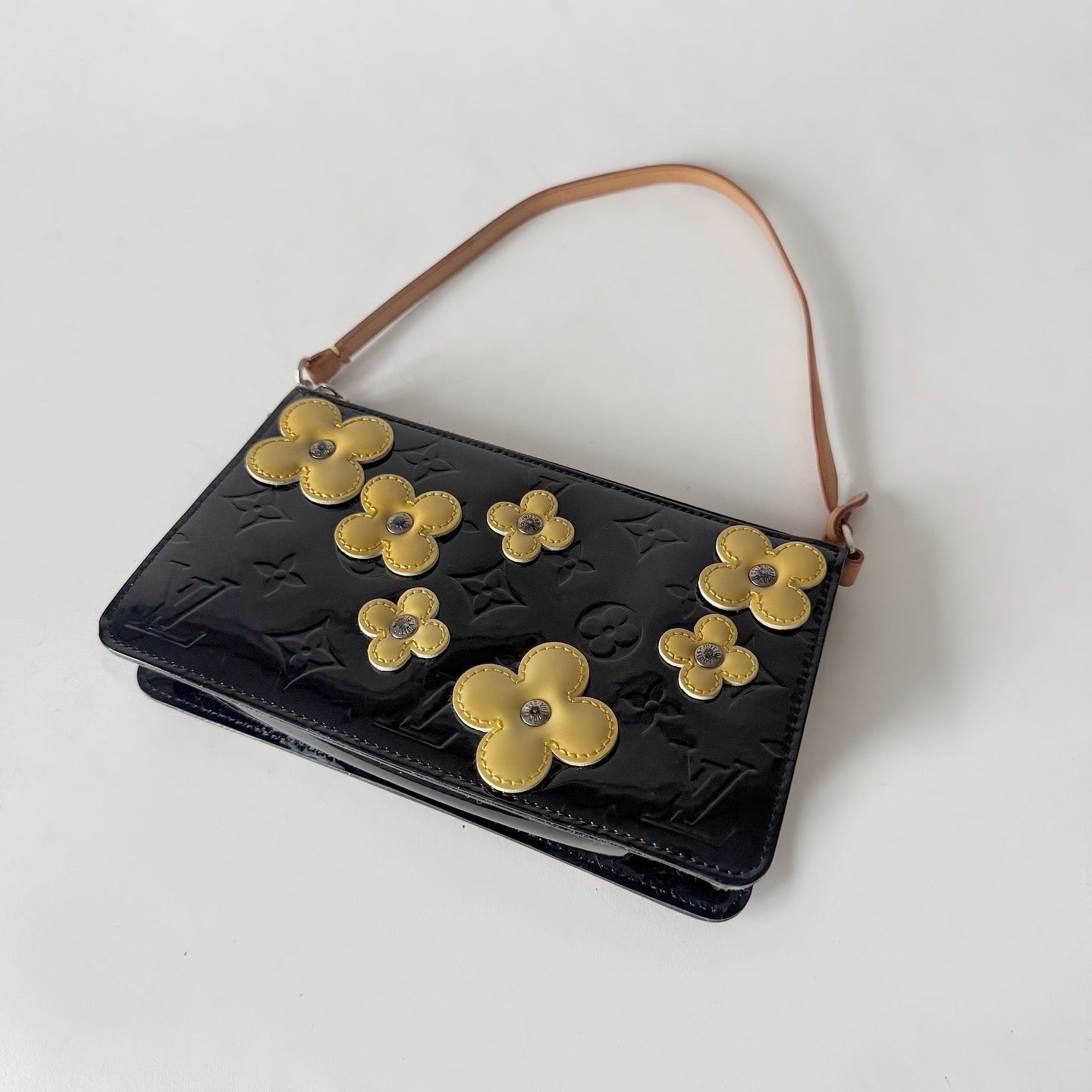 Louis Vuitton Black Vernis Lexington Fleurs Pochette