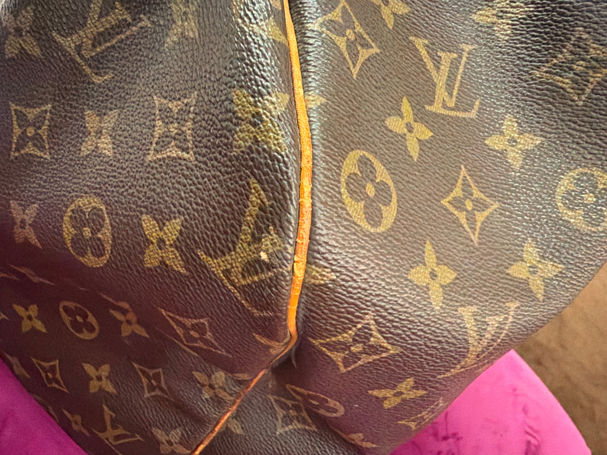 Louis Vuitton Keepall 55 Monogram Duffle Bag