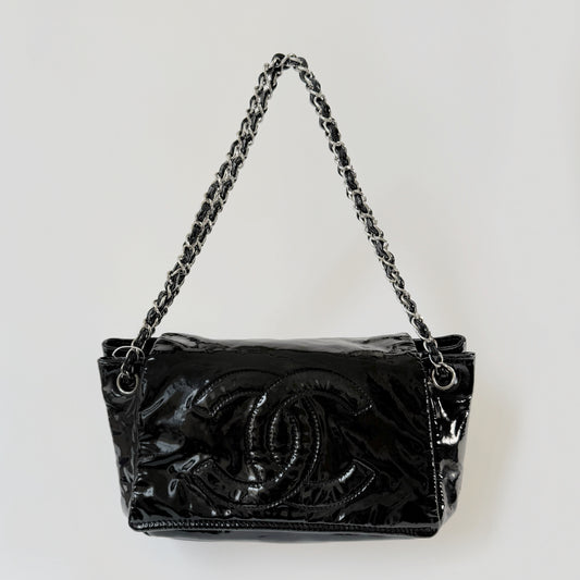 Chanel Black Patent Leather Lipstick Accordion Flap Bag