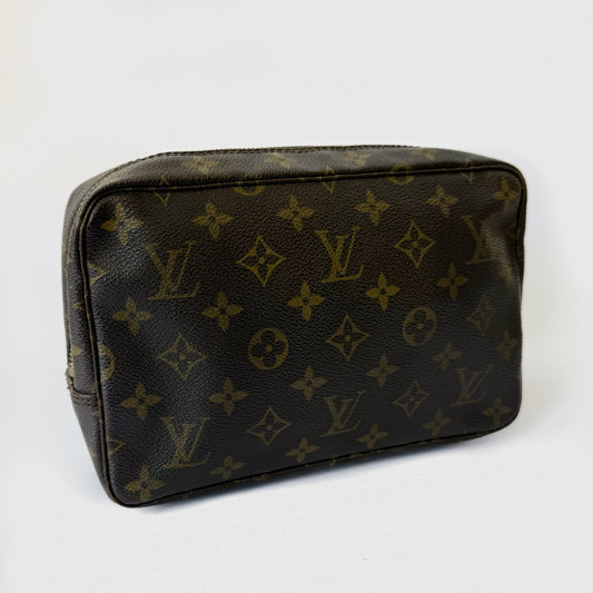 Louis Vuitton Monogram Trousse Toilette Clutch Bag