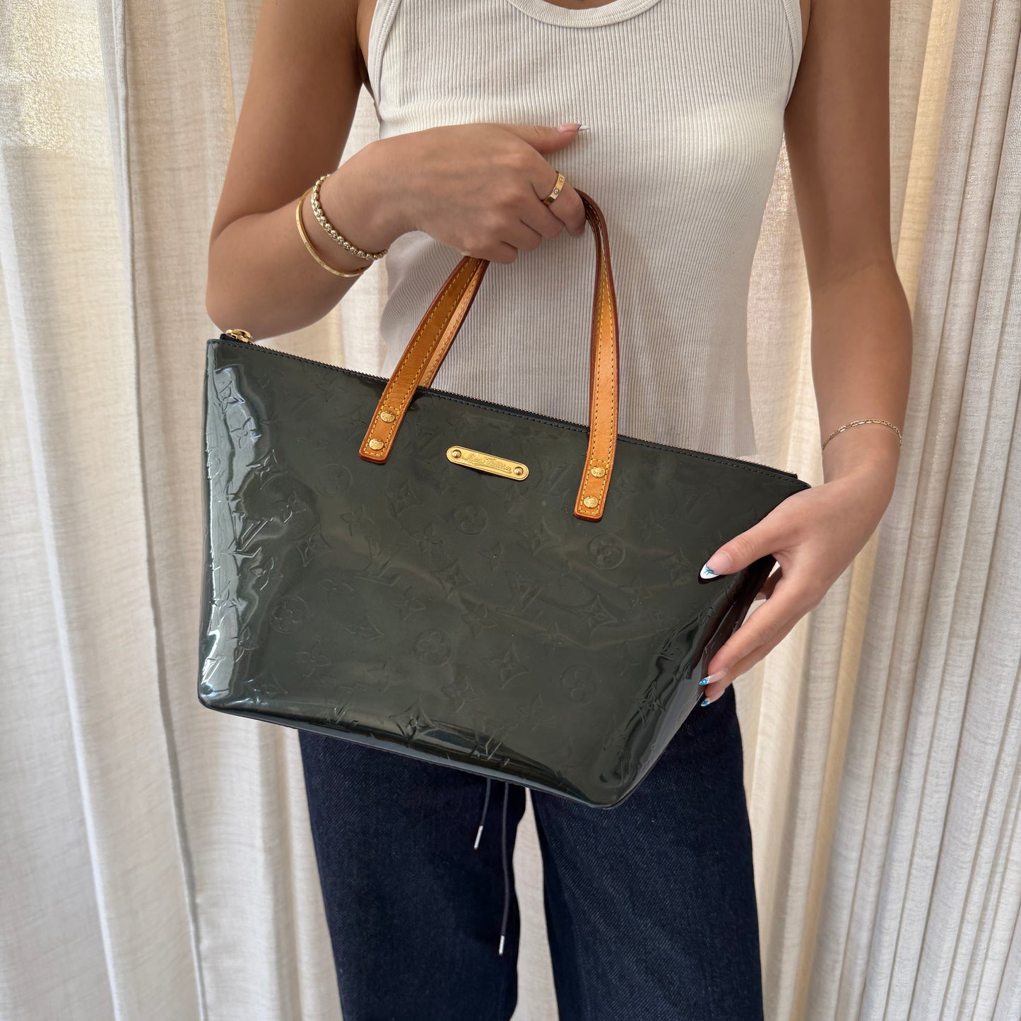 Louis Vuitton Vernis Monogram Bellevue PM Hand Bag