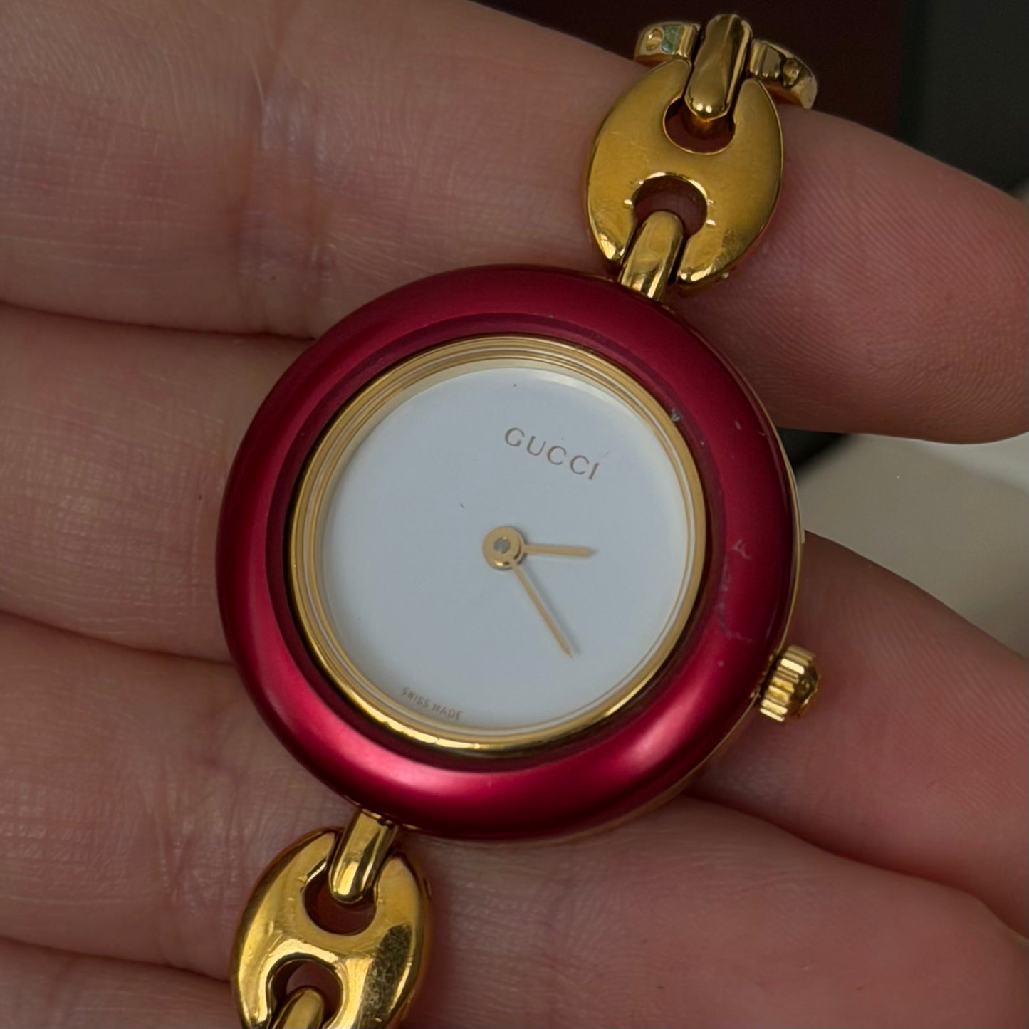 Gucci Gold Mariner Link White Dial Bezel Watch