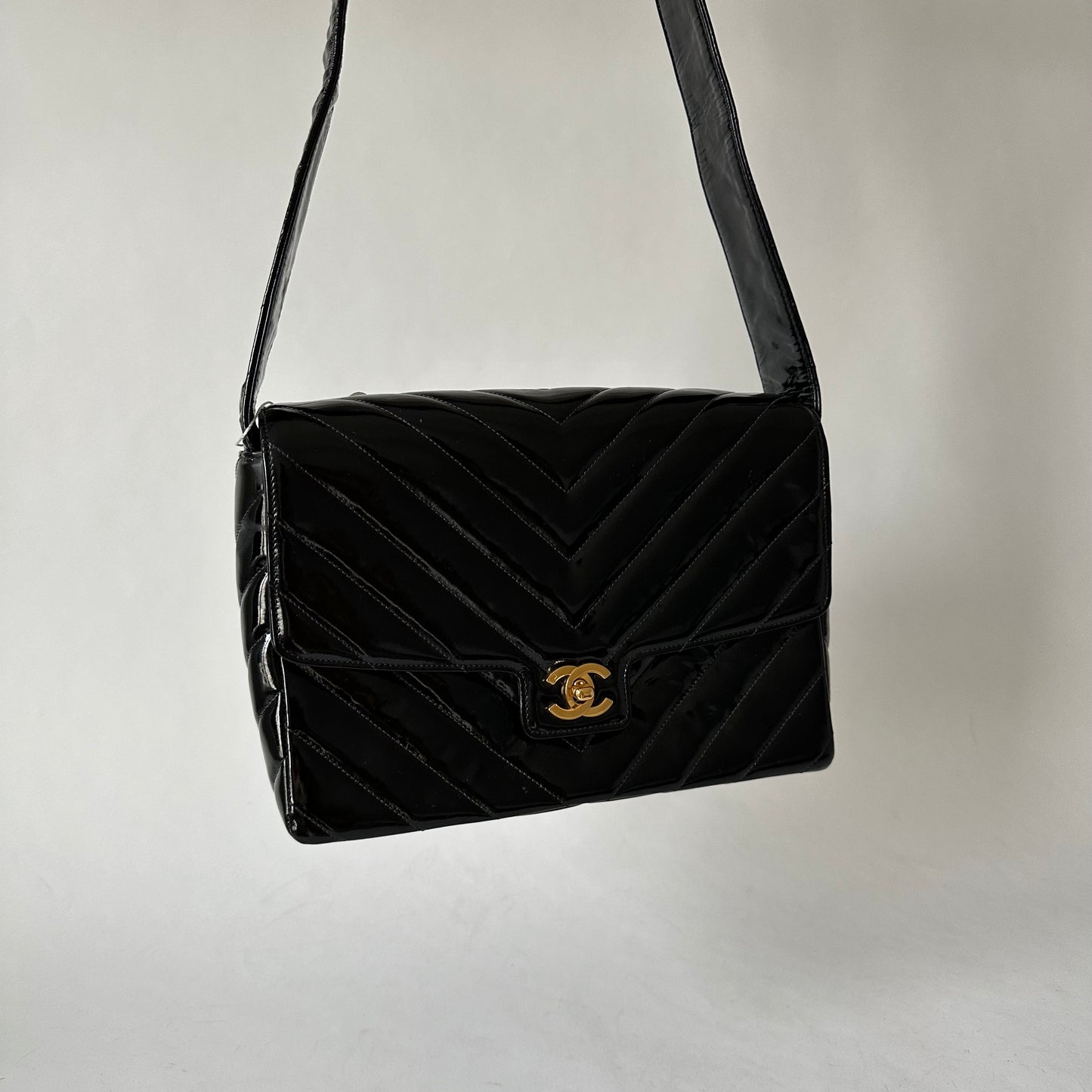 Chanel Black Patent Leather Chevron Shoulder Bag