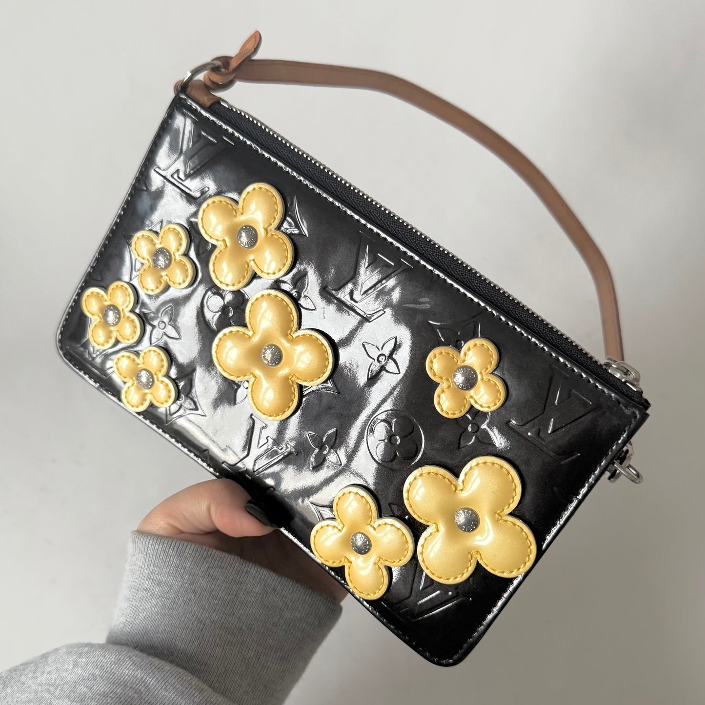 Louis Vuitton Black Vernis Lexington Fleurs Pochette